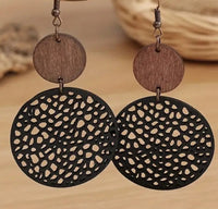 Wood Circle And Leatherette Dangle Earrings (Black)