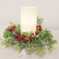 Frosted Boxwood & Gooseberry Candle Ring